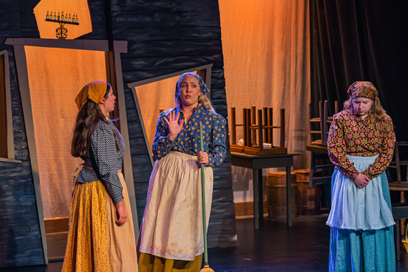 Fiddler on the Roof Show P01537-4165