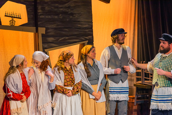 Fiddler on the Roof Show P01537-4174