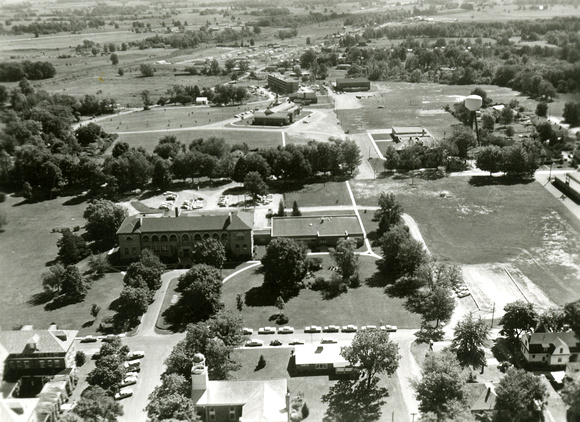 campus with buildings up through old gym